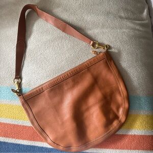 Gucci Tan Leather Shoulder/crossbody bag